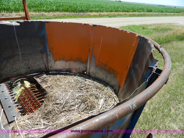 image for item J8872 Bear Cat 4200 tub grinder