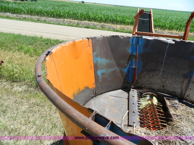 image for item J8872 Bear Cat 4200 tub grinder