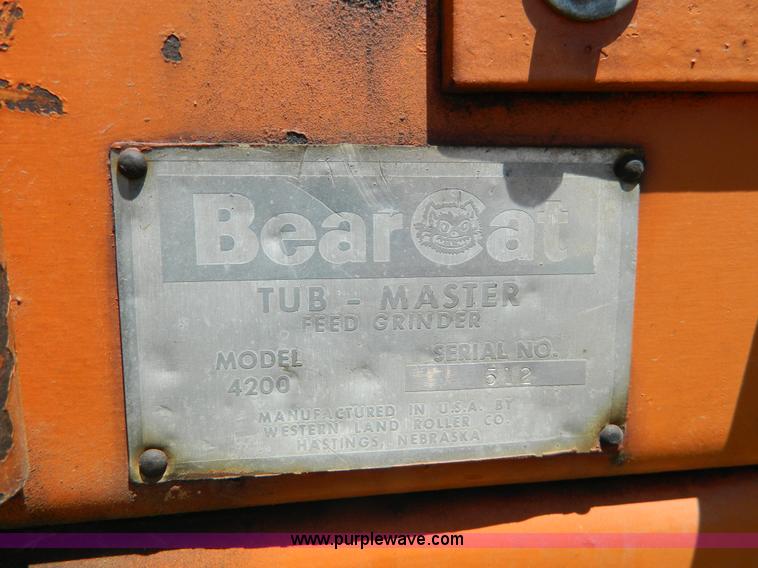 image for item J8872 Bear Cat 4200 tub grinder