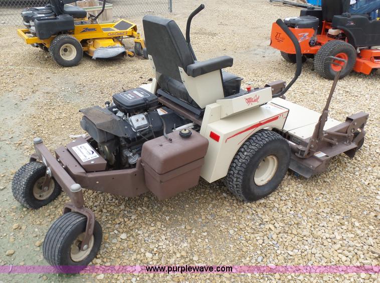 image for item K3198 Grasshopper 718 ZTR lawn mower