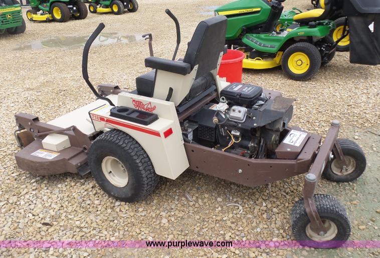 image for item K3198 Grasshopper 718 ZTR lawn mower