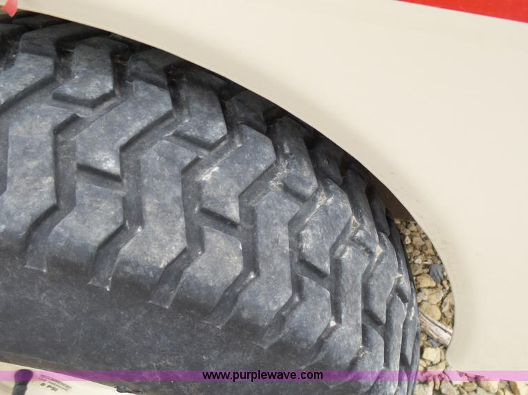 image for item K3198 Grasshopper 718 ZTR lawn mower