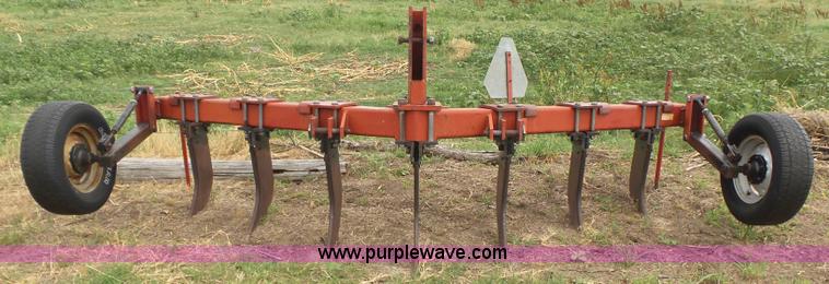 image for item K3227 Case 10 7 shank V-ripper