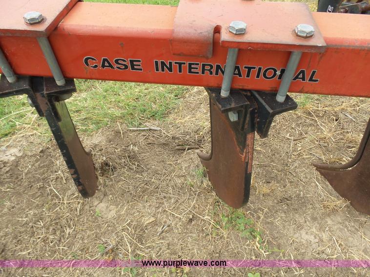 image for item K3227 Case 10 7 shank V-ripper