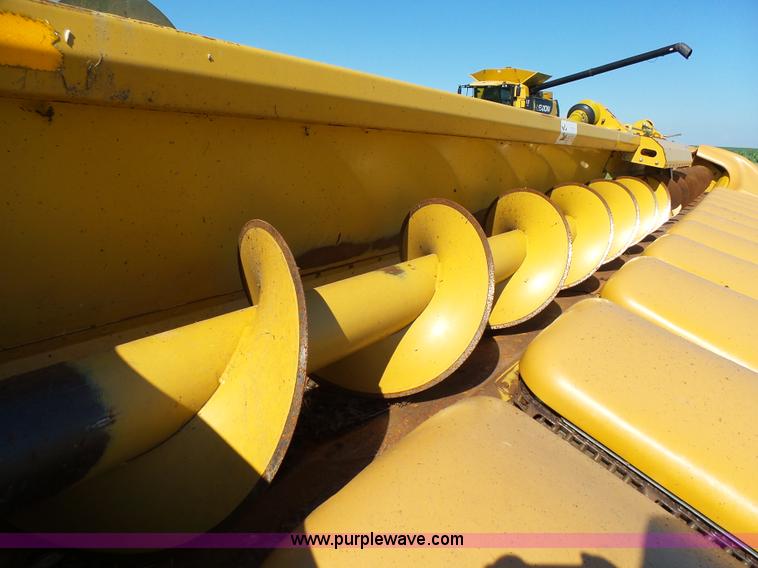 image for item K4018 2008 Lexion C512-30 corn head
