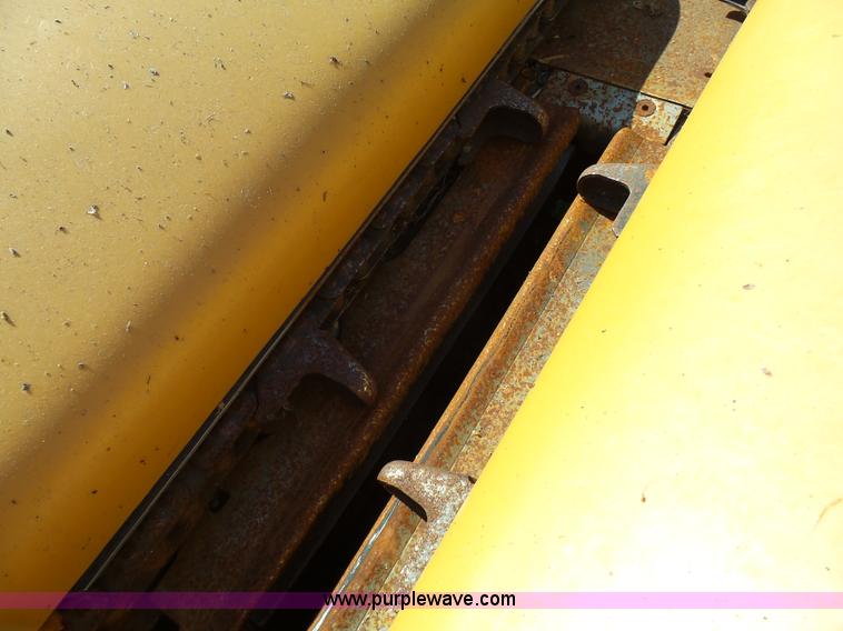 image for item K4018 2008 Lexion C512-30 corn head