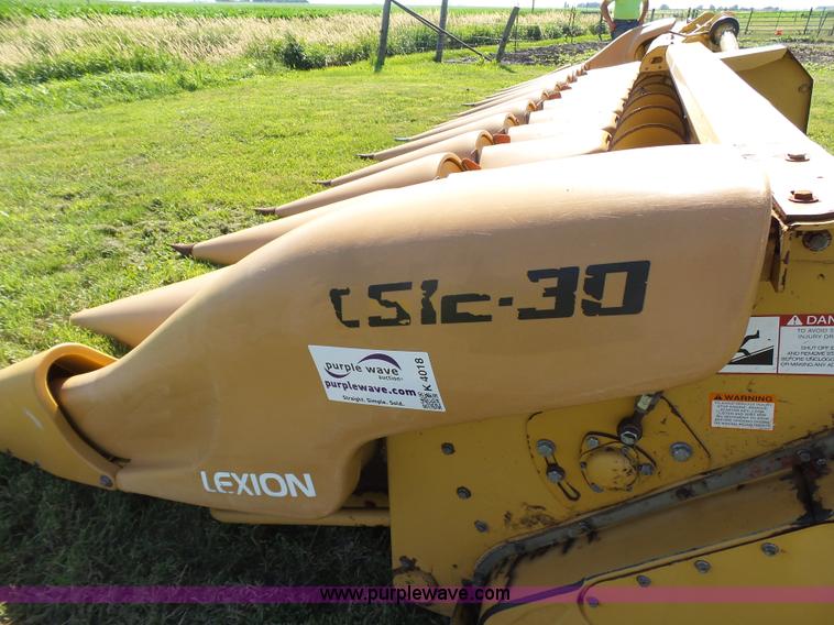image for item K4018 2008 Lexion C512-30 corn head