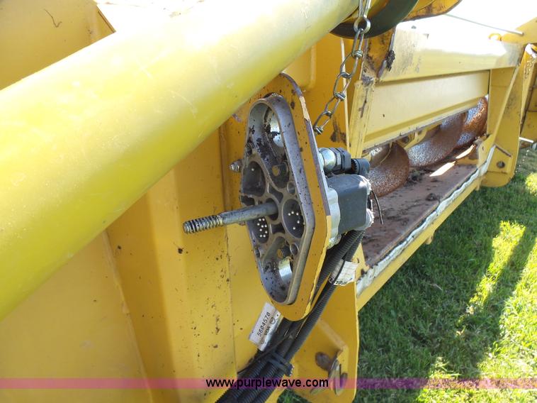 image for item K4018 2008 Lexion C512-30 corn head