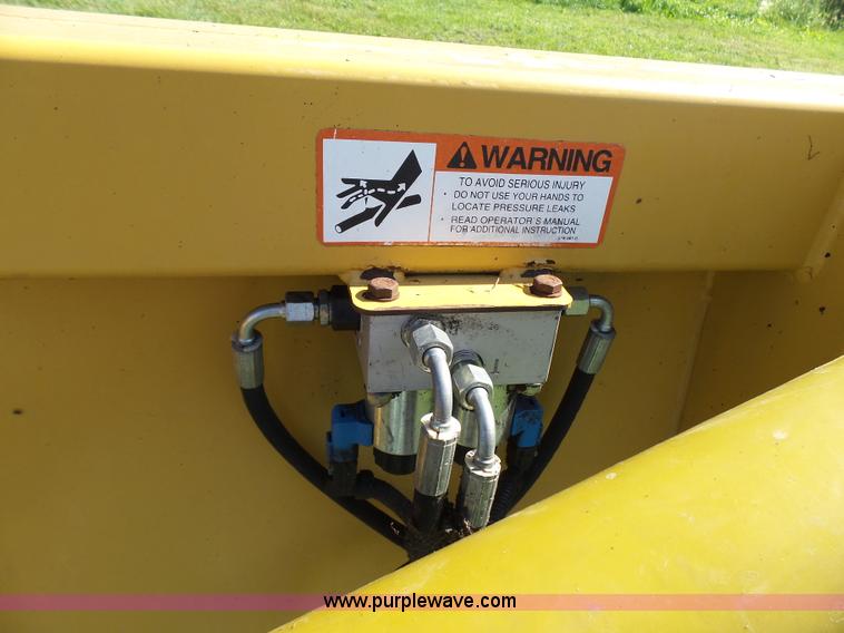 image for item K4018 2008 Lexion C512-30 corn head