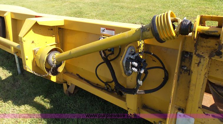 image for item K4018 2008 Lexion C512-30 corn head