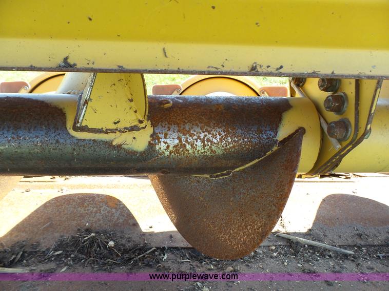 image for item K4018 2008 Lexion C512-30 corn head