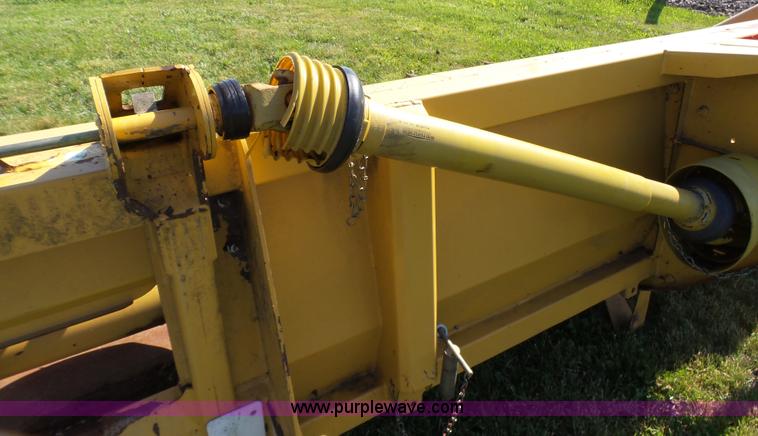 image for item K4018 2008 Lexion C512-30 corn head