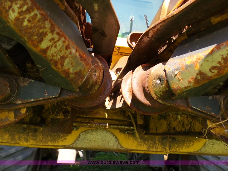 image for item K4018 2008 Lexion C512-30 corn head