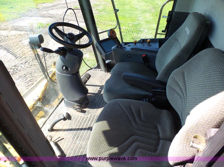 image for item K4019 2008 Lexion 585R RWA combine