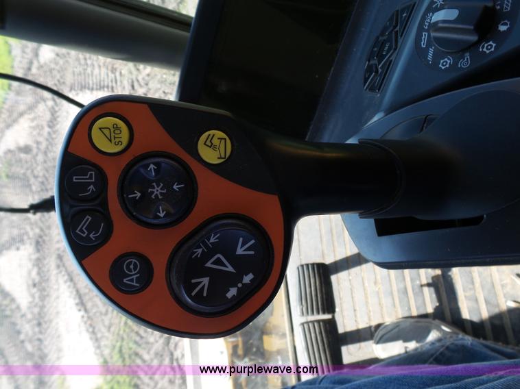 image for item K4019 2008 Lexion 585R RWA combine