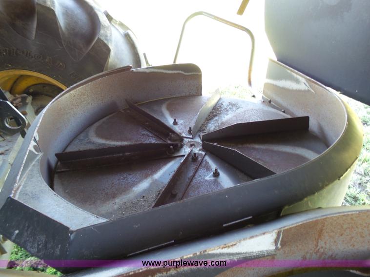 image for item K4019 2008 Lexion 585R RWA combine