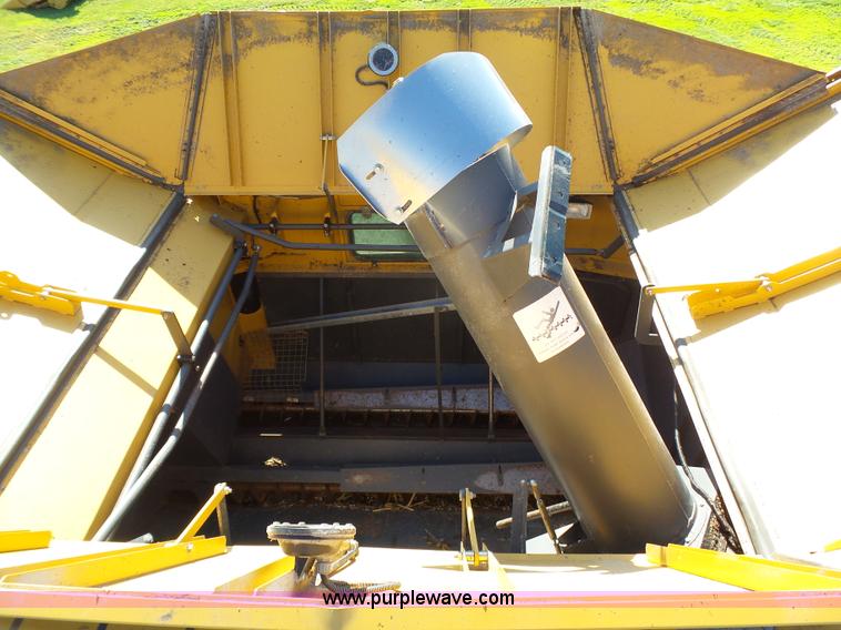 image for item K4019 2008 Lexion 585R RWA combine