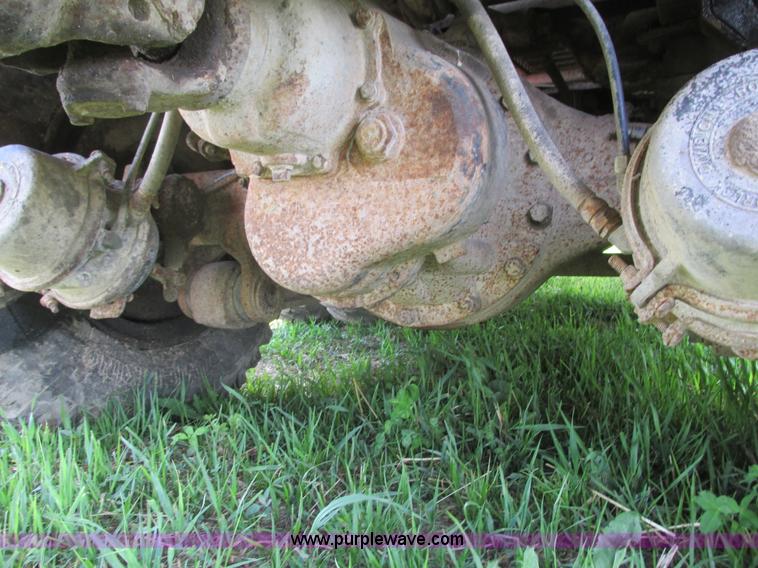 image for item K4048 1978 Western Star 4886-3 applicator truck