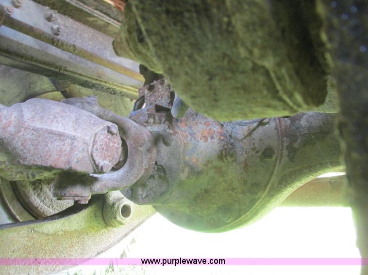 image for item K4048 1978 Western Star 4886-3 applicator truck