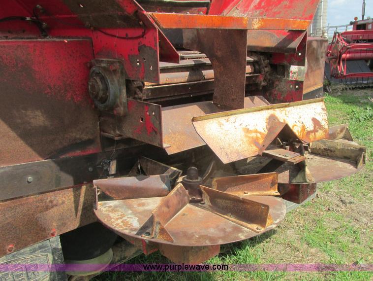 image for item K4048 1978 Western Star 4886-3 applicator truck