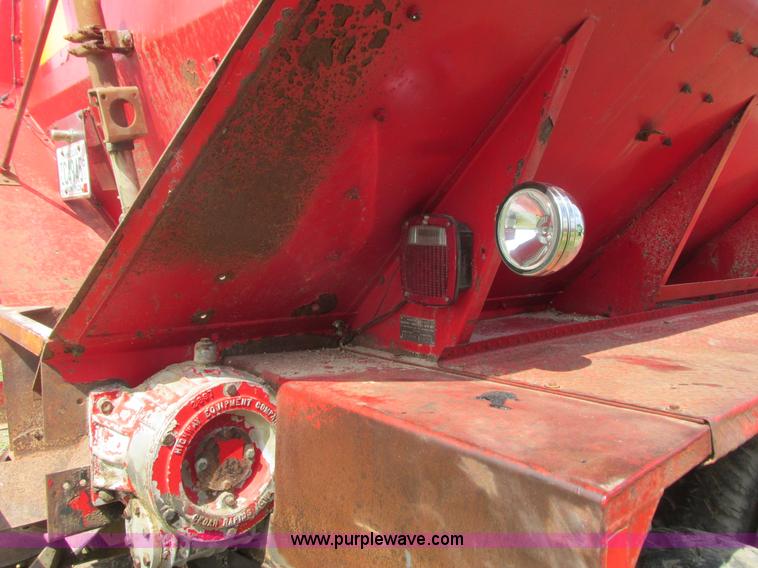 image for item K4048 1978 Western Star 4886-3 applicator truck