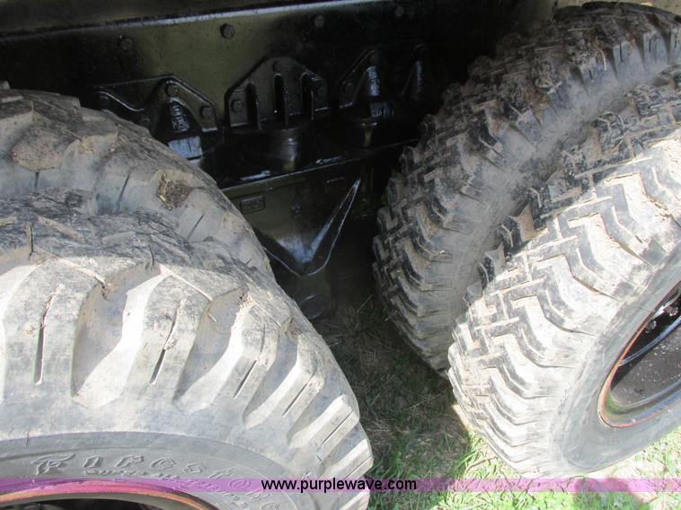 image for item K4048 1978 Western Star 4886-3 applicator truck