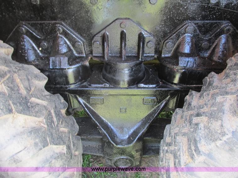 image for item K4048 1978 Western Star 4886-3 applicator truck