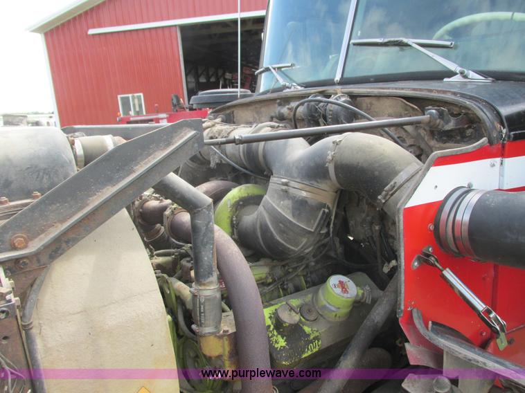 image for item K4048 1978 Western Star 4886-3 applicator truck