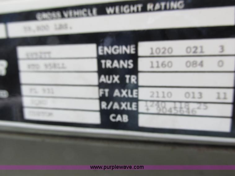 image for item K4048 1978 Western Star 4886-3 applicator truck