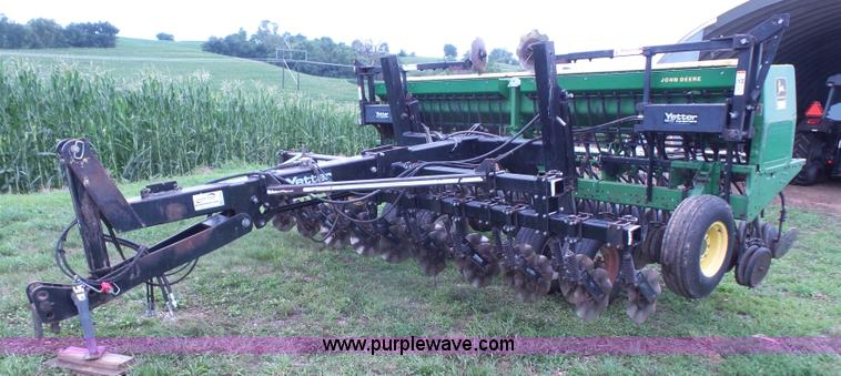 image for item K4659 John Deere 515 grain drill with Yetter no-till cart