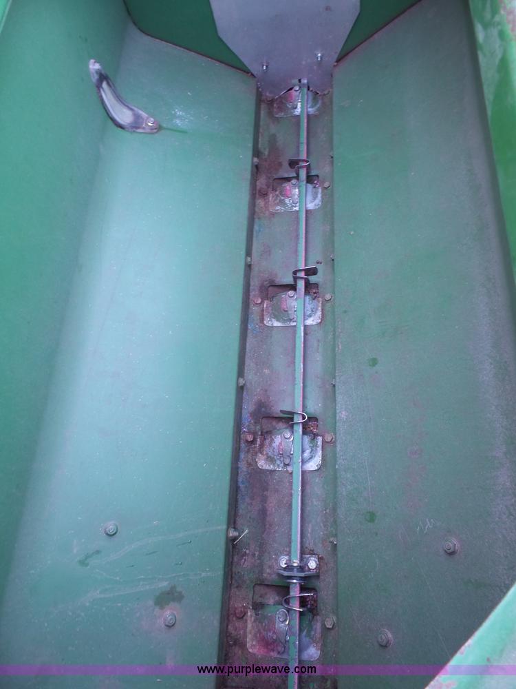 image for item K4659 John Deere 515 grain drill with Yetter no-till cart