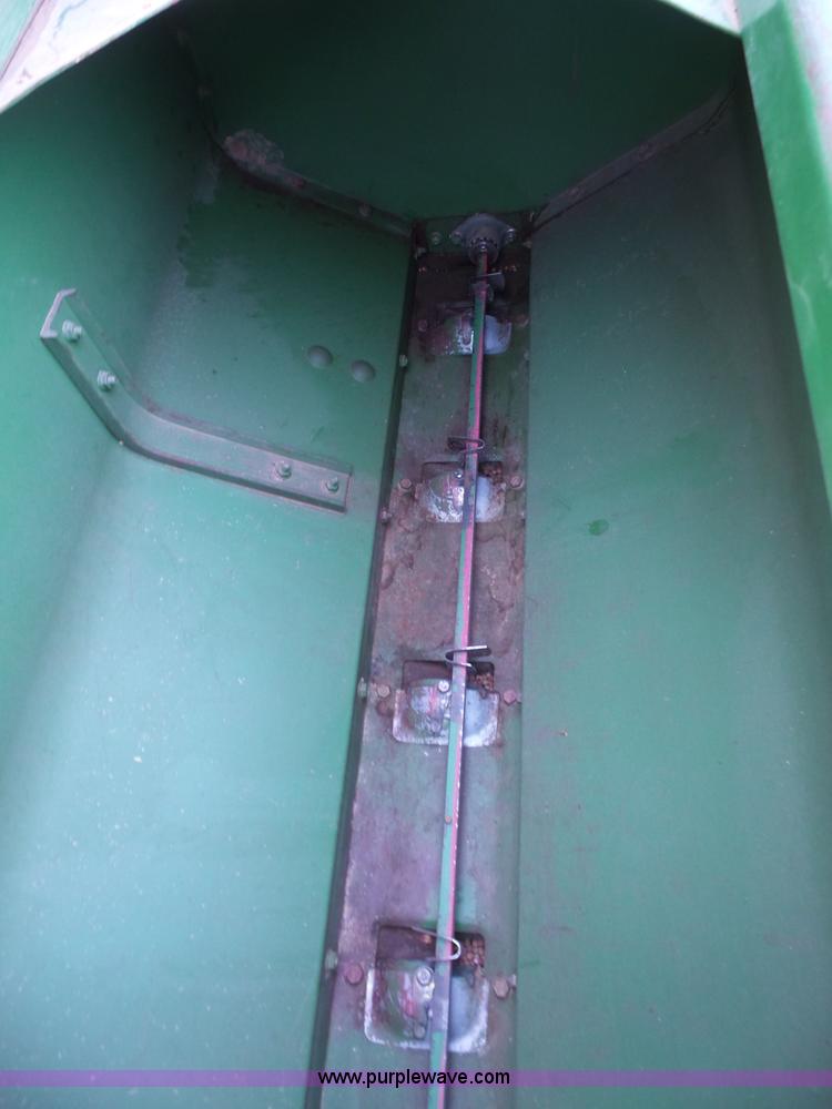 image for item K4659 John Deere 515 grain drill with Yetter no-till cart