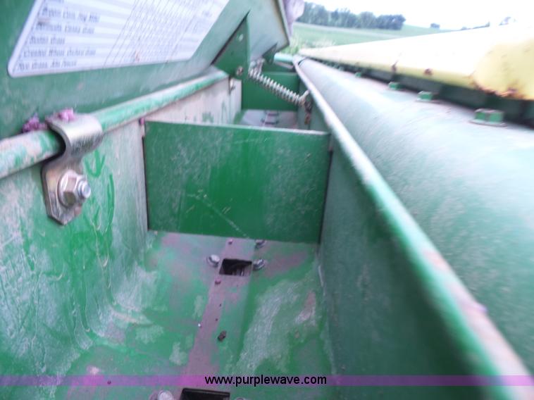 image for item K4659 John Deere 515 grain drill with Yetter no-till cart