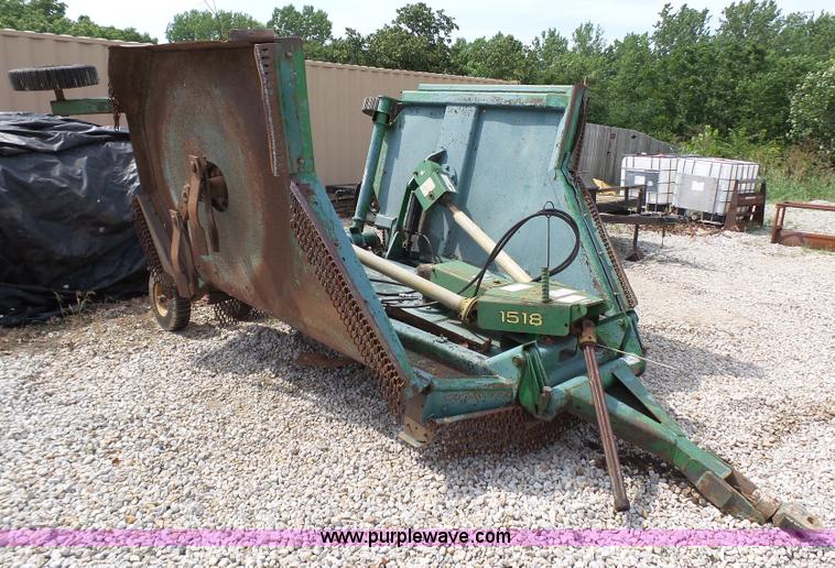 image for item K5376 John Deere 1518 batwing rotary mower