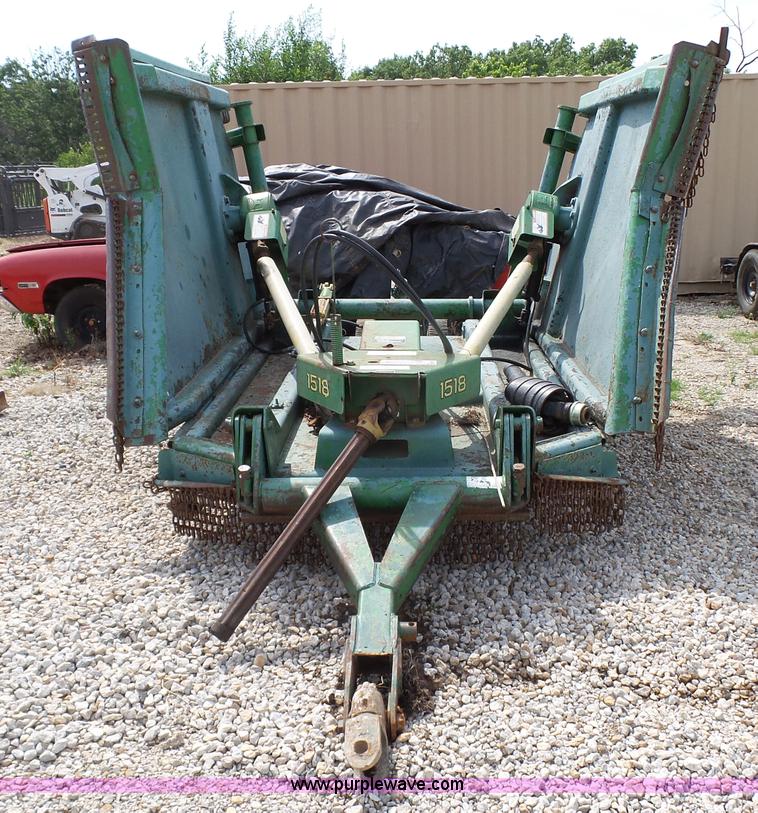 image for item K5376 John Deere 1518 batwing rotary mower