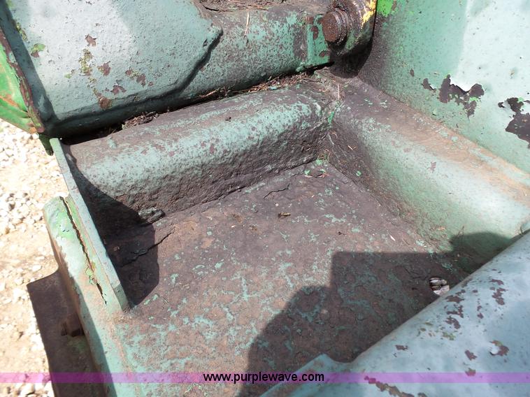 image for item K5376 John Deere 1518 batwing rotary mower