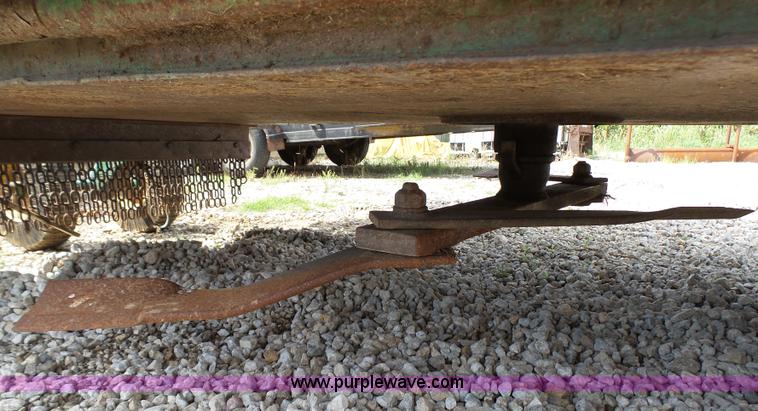 image for item K5376 John Deere 1518 batwing rotary mower