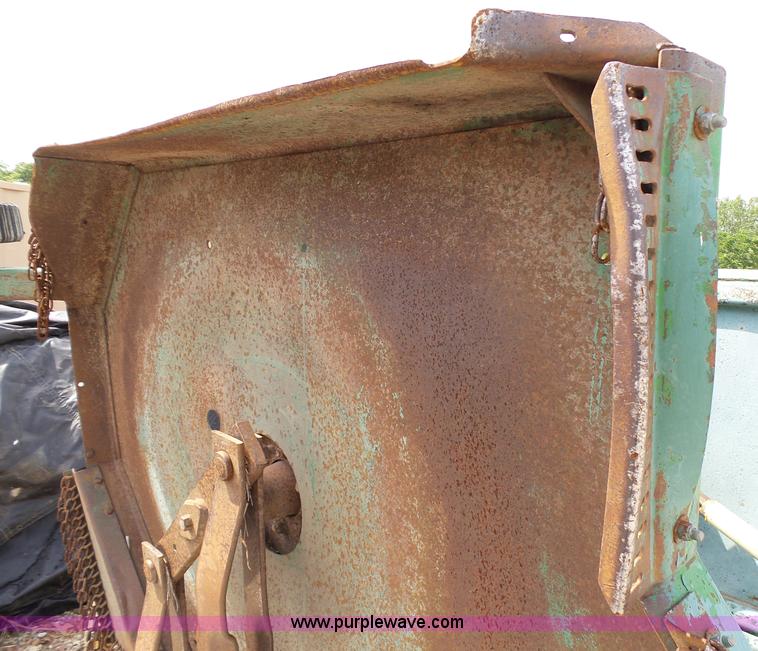 image for item K5376 John Deere 1518 batwing rotary mower