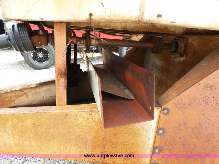 image for item K5382 Sundance 901 tub grinder