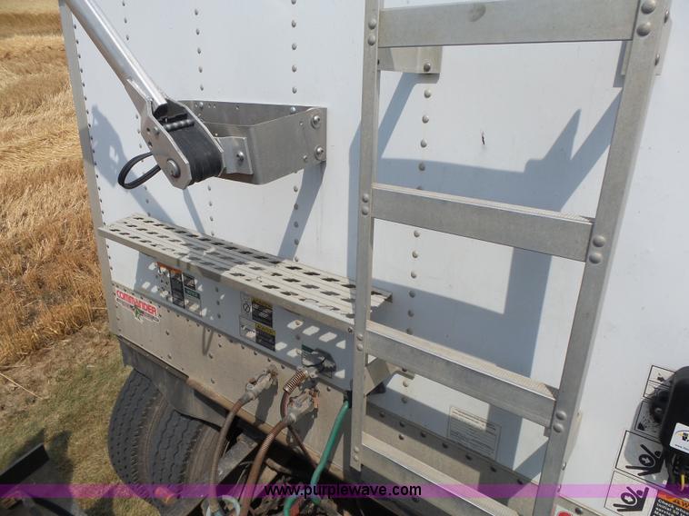 image for item K8368 2007 Wilson DWH-5000 double hopper grain trailer