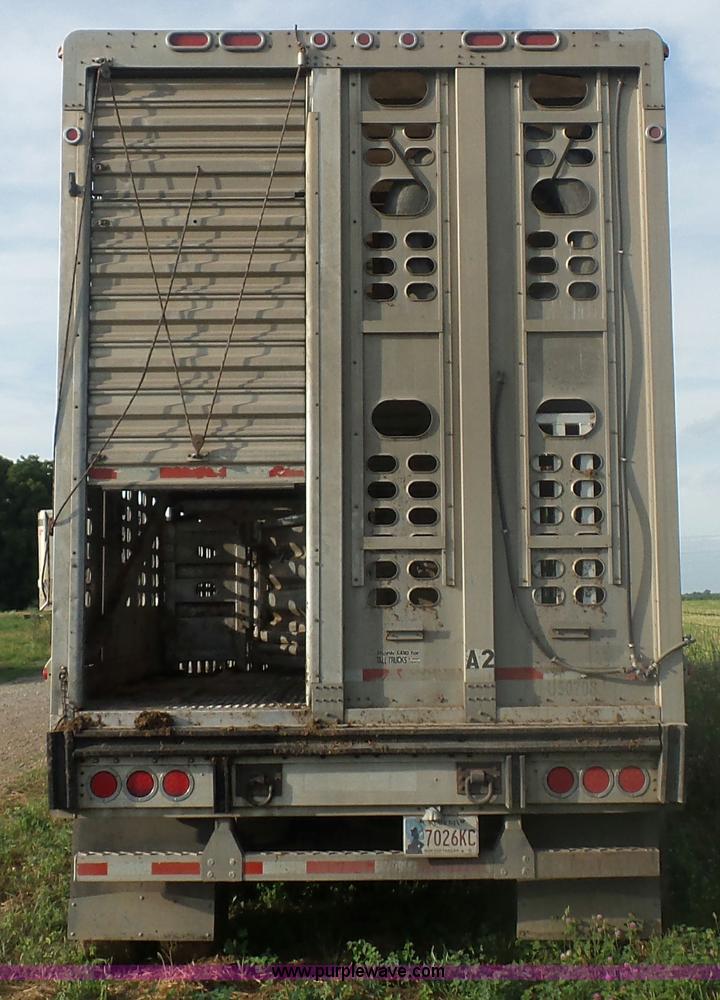 image for item L2880 2008 Wilson PSDCL-408P livestock trailer