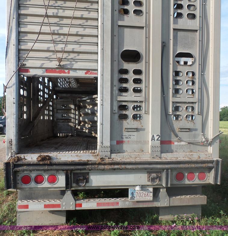 image for item L2880 2008 Wilson PSDCL-408P livestock trailer
