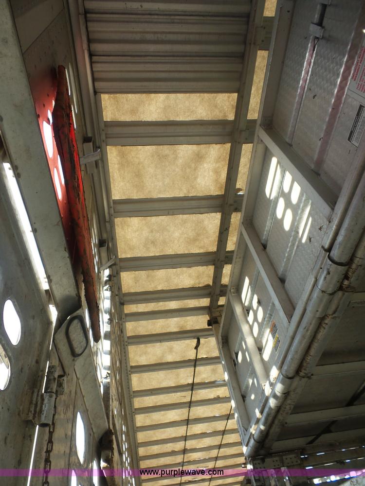 image for item L2880 2008 Wilson PSDCL-408P livestock trailer