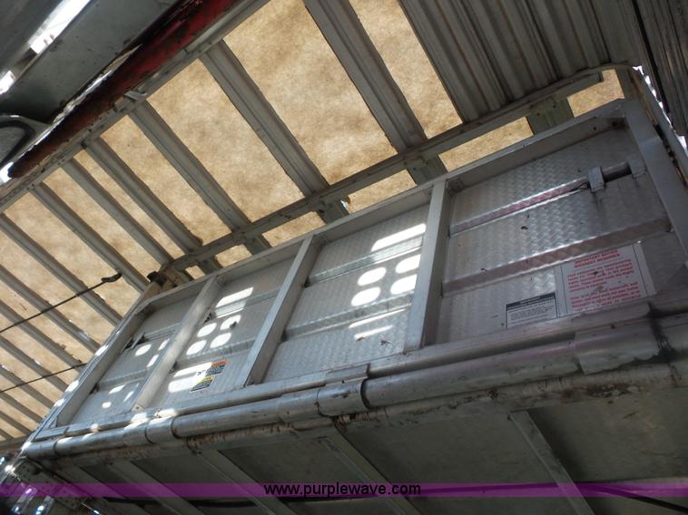 image for item L2880 2008 Wilson PSDCL-408P livestock trailer