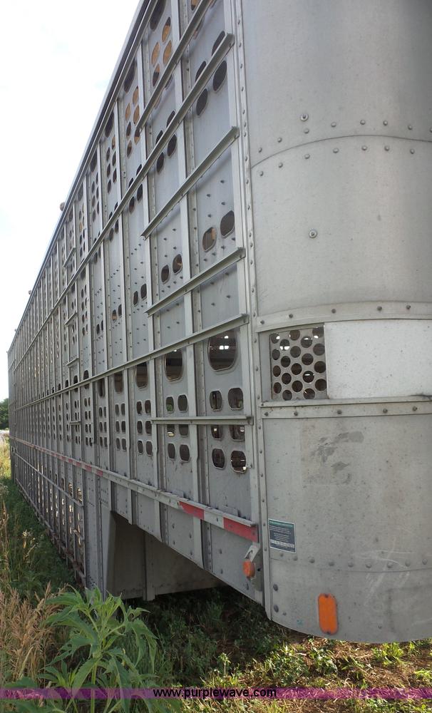 image for item L2880 2008 Wilson PSDCL-408P livestock trailer
