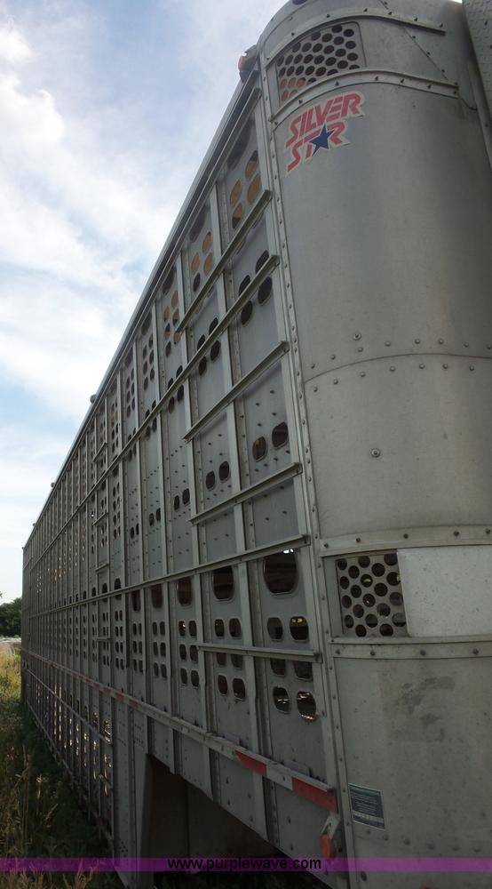 image for item L2880 2008 Wilson PSDCL-408P livestock trailer