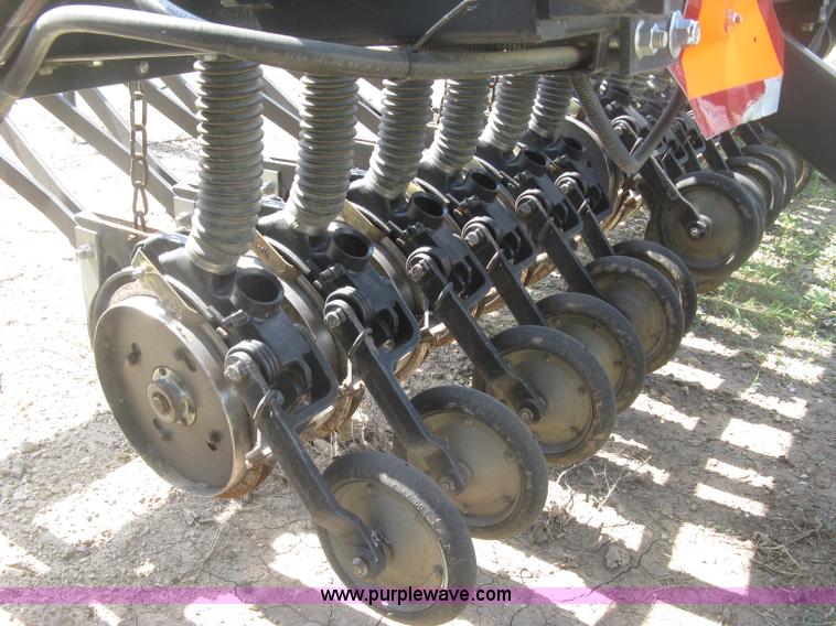 image for item L3840 Truax FLXII-818 Flex II grain drill