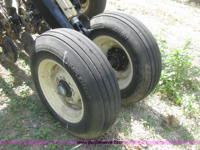 image for item L3840 Truax FLXII-818 Flex II grain drill