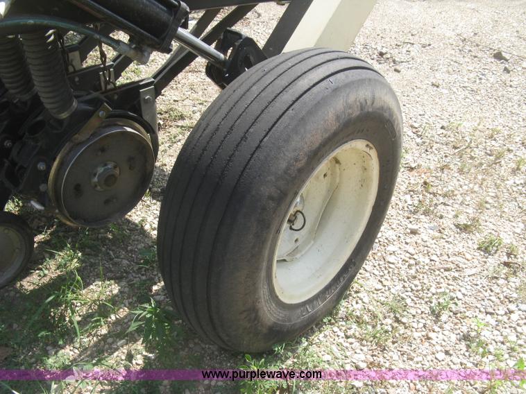 image for item L3840 Truax FLXII-818 Flex II grain drill