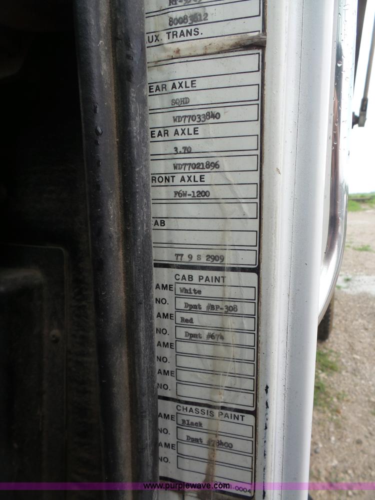 image for item L4836 1978 White Road Boss 2 silage/grain truck